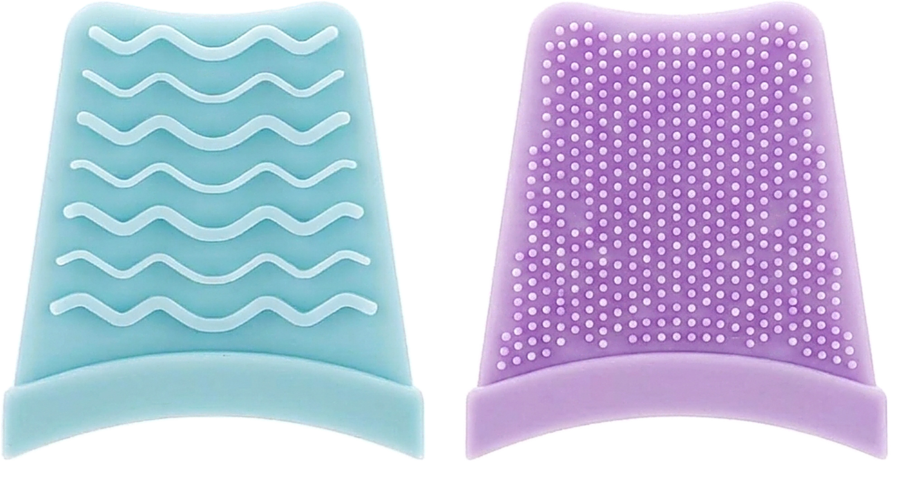 Silicone brushes